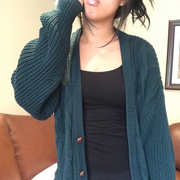 Oversized vintage green cardigan - Picture 2 of 8